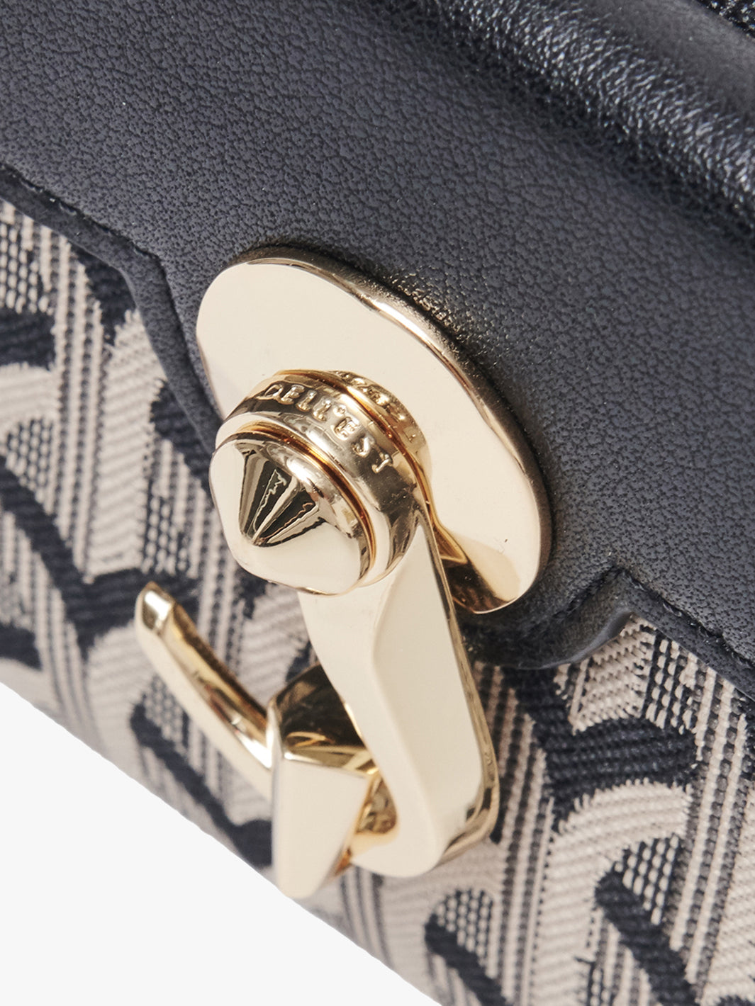 Serrina Wallet_Jacquard Black